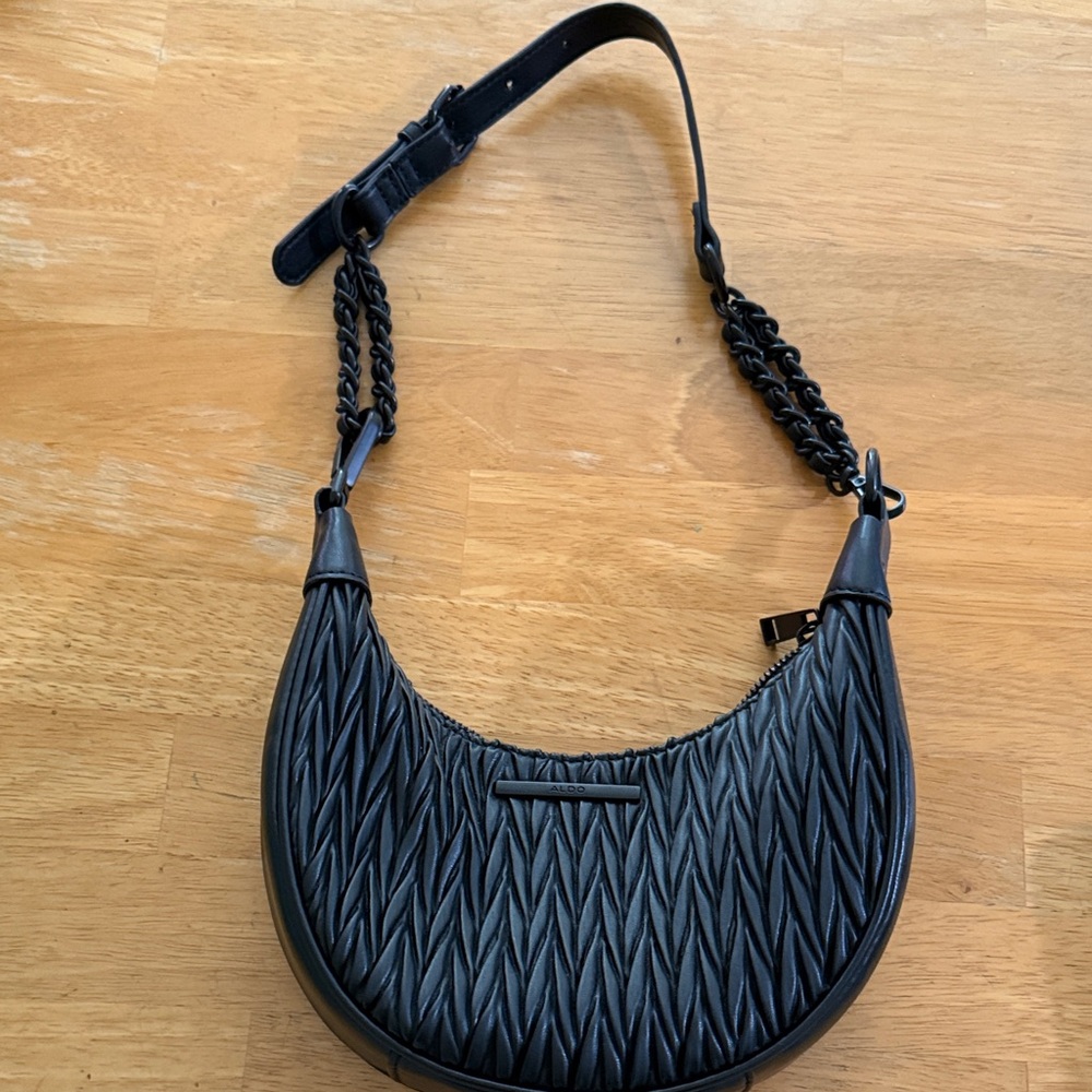 Aldo Black Textured Shoulder Bag. NWOT